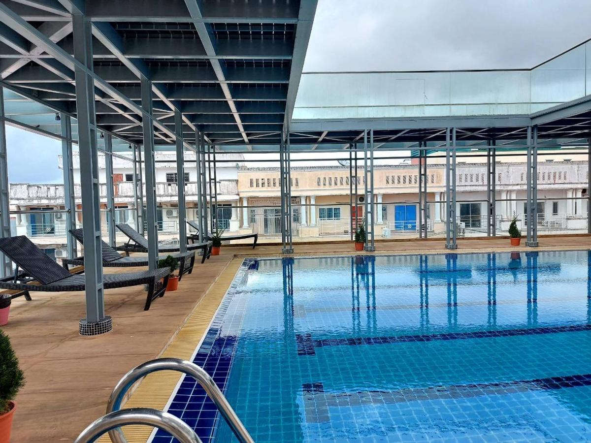 M Hotel Danok Sadao Екстериор снимка